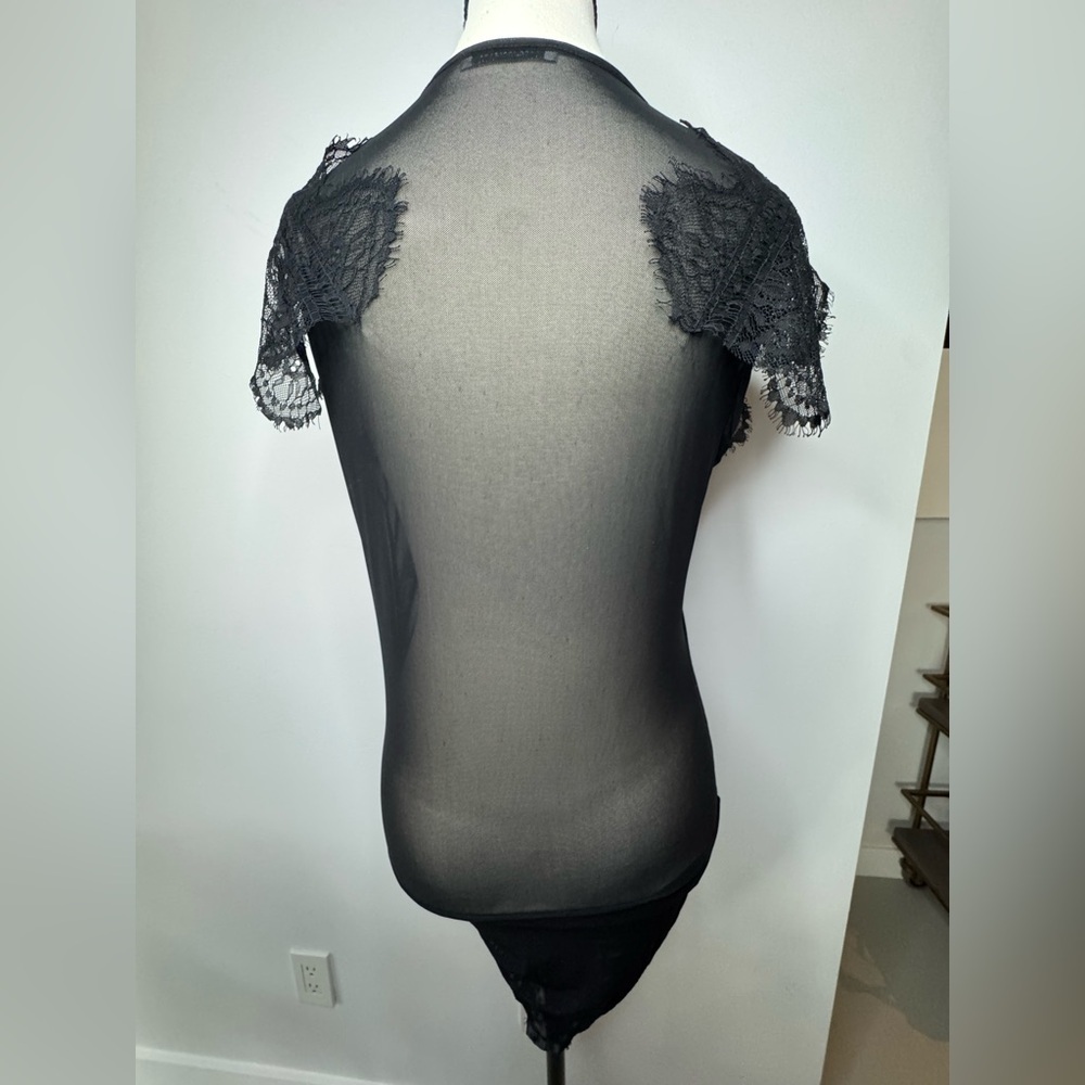 ZARA Lace Bodysuit | Size M | Flattering Fit & Unique Details - Picture 11 of 11